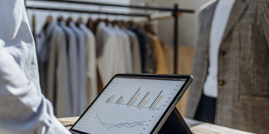 Professional corporate dashboard showing company store budgeting enterprise charts and statistics